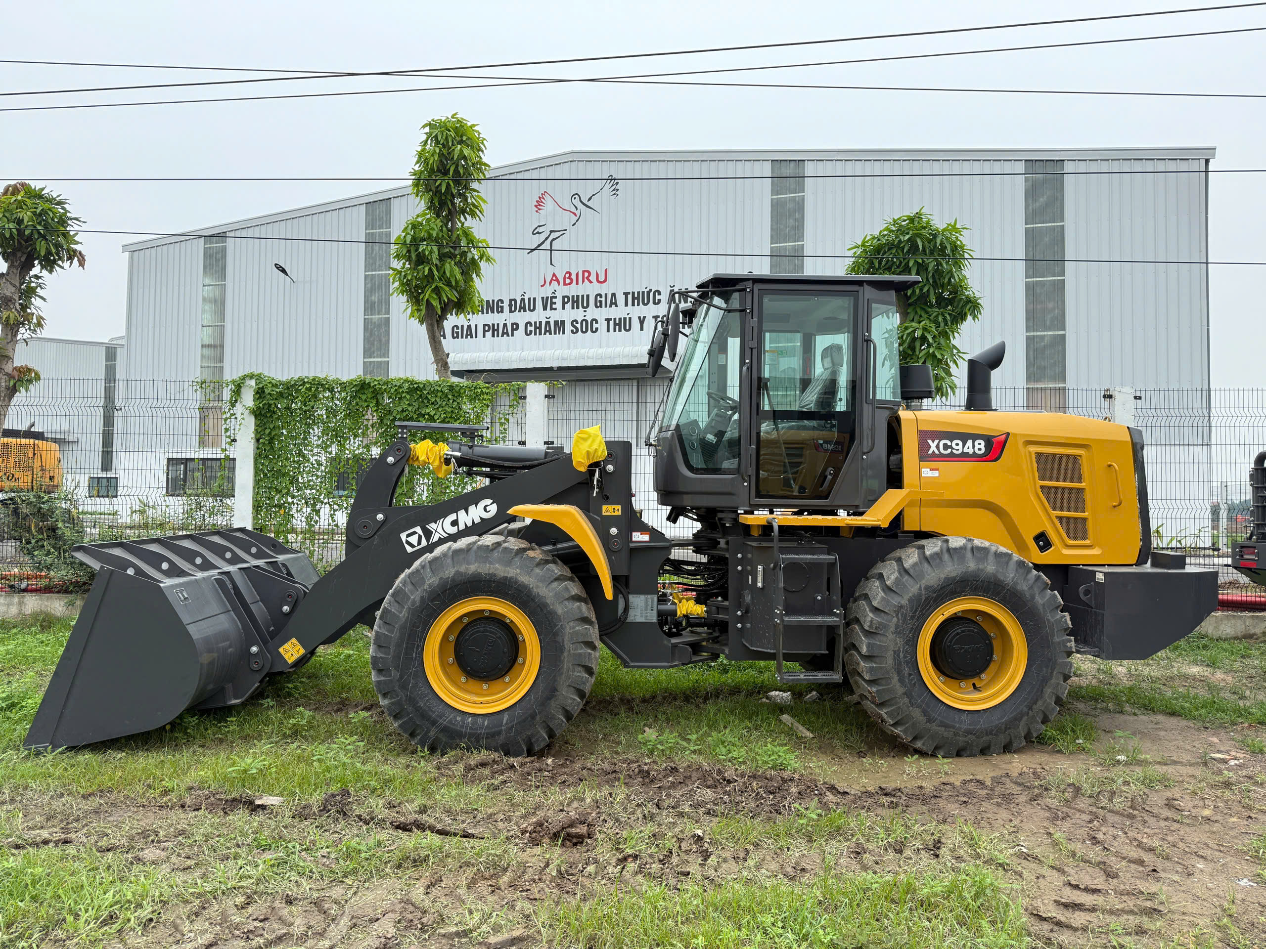 Máy Xúc Lật XC948 – Gầu 2,4 – 2,7 Khối